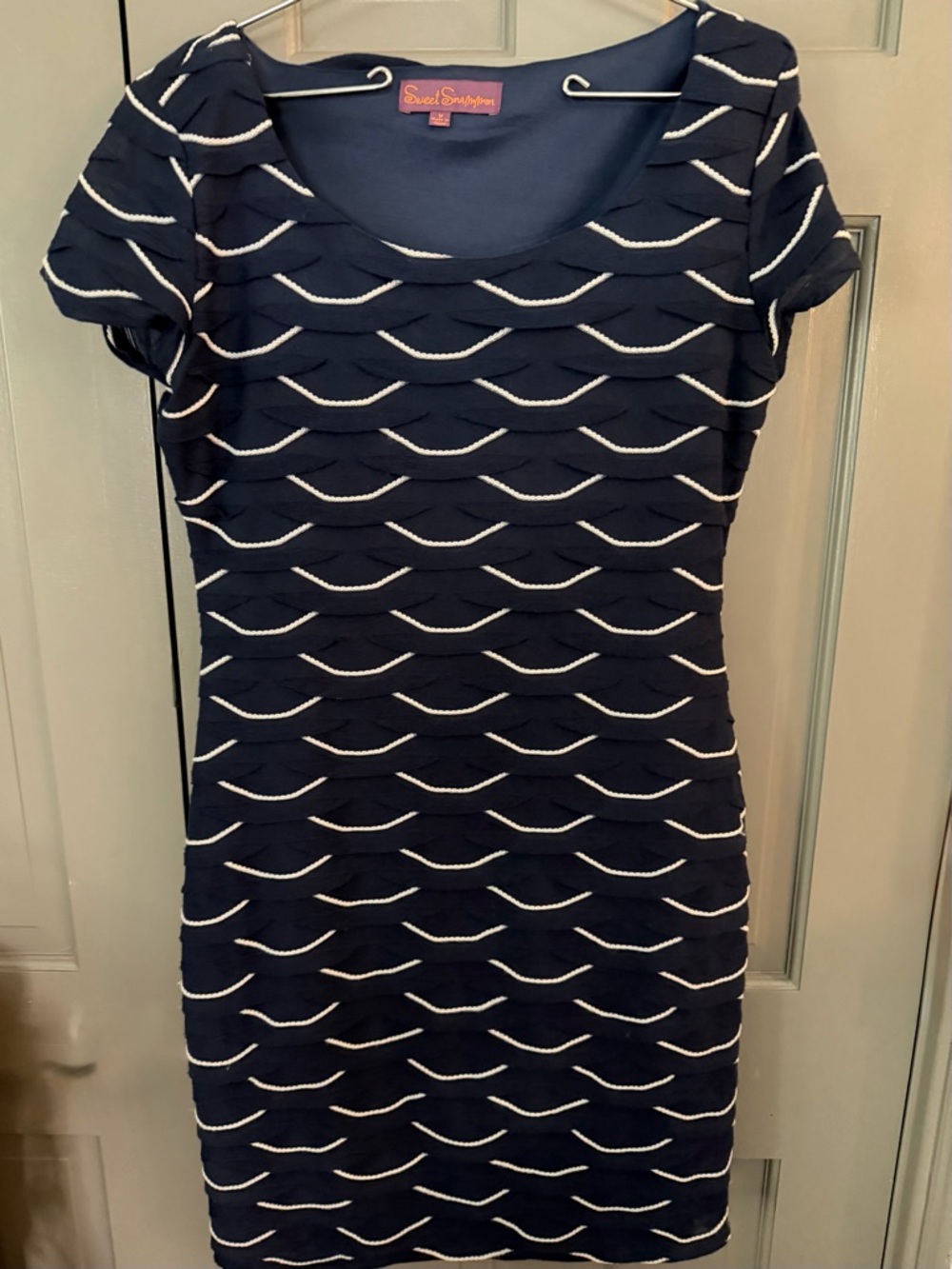 Sweet Sinnamon ' Navy Short Sleeve Textured Mini Dress Size M